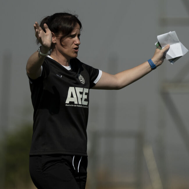 Estefanía López empowering players at AFE