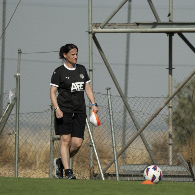 Estefanía López leading women’s football program